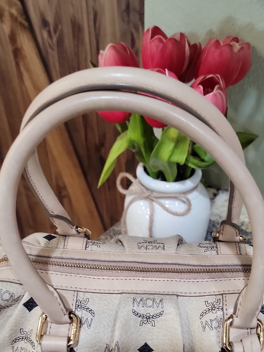 MCM EUC Visetos Buckled Boston Bag like new - Picture 4 of 14